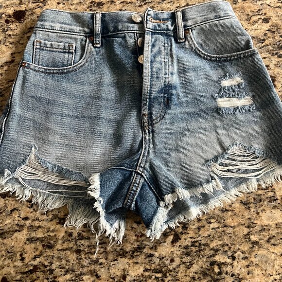 NEW - PacSun Medium Blue Distressed Vintage High Waisted Denim Shorts - Size 23 - Picture 1 of 4